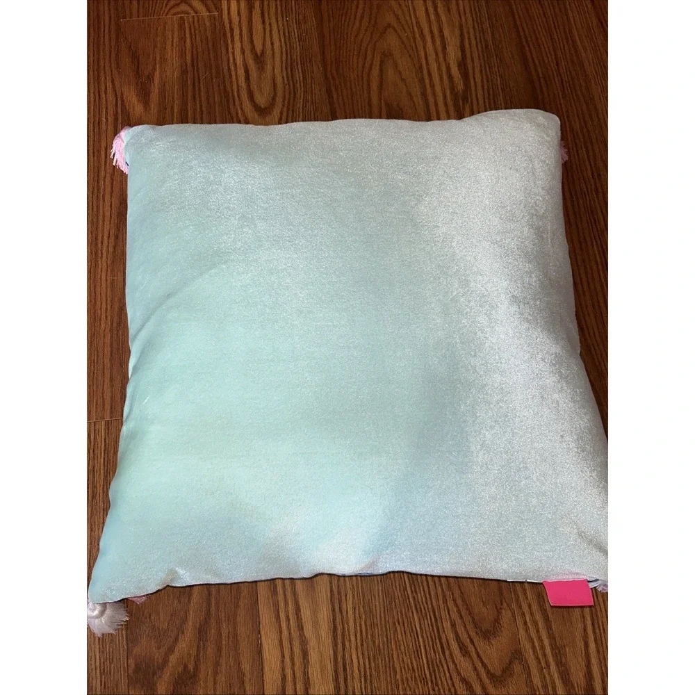 NWOT Lilly Pulitzer 20x20